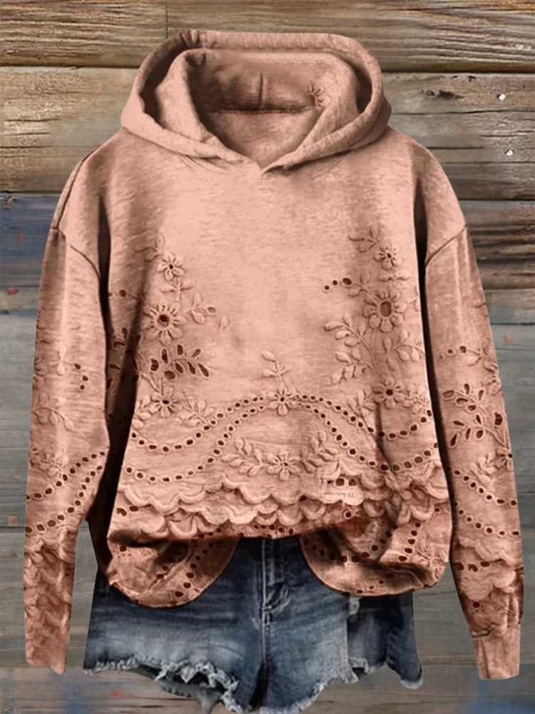 Agnieszka | Sweter z koronkowymi detalami