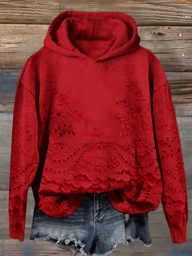 Agnieszka | Sweter z koronkowymi detalami
