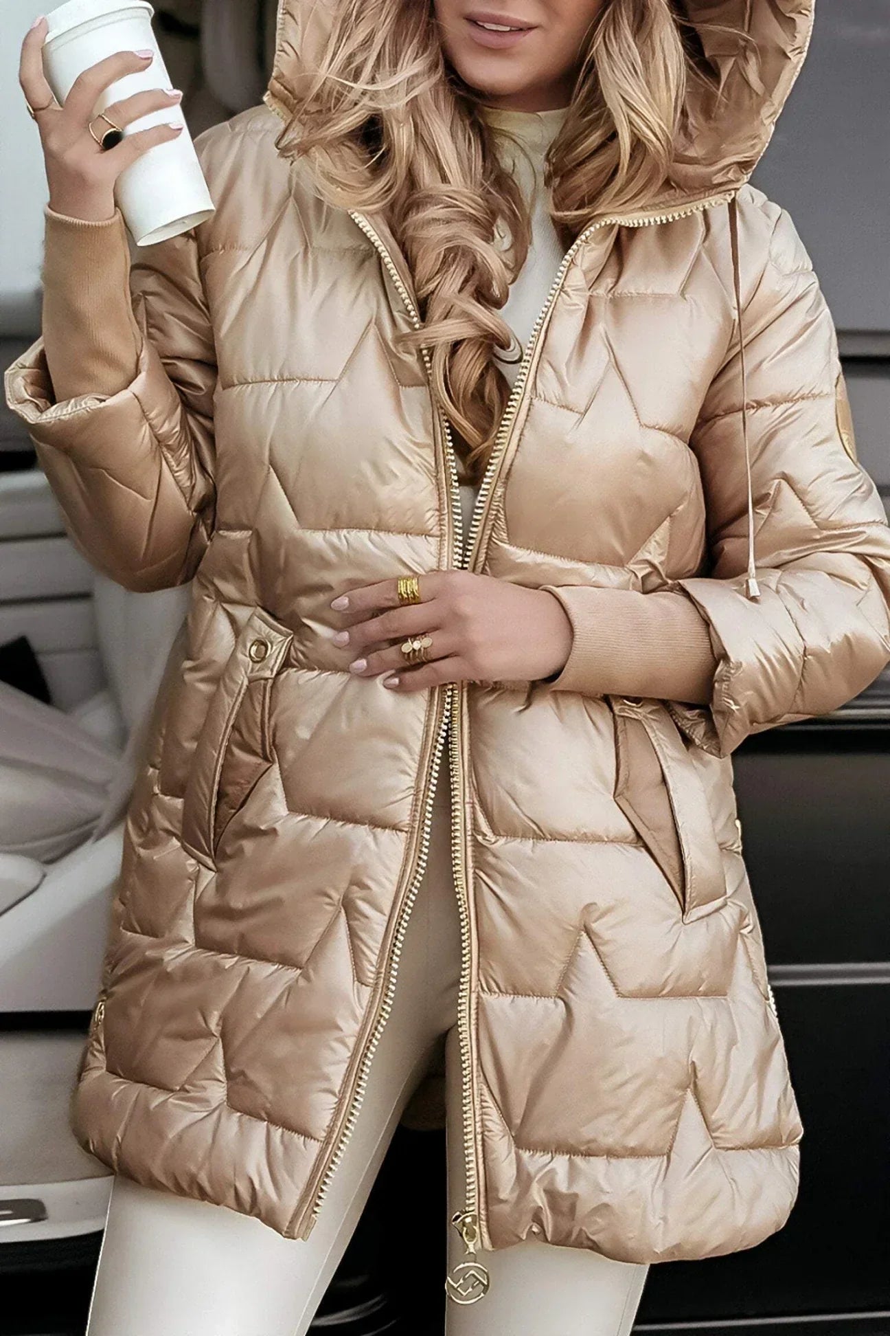 ASTRID | Elegancka zimowa kurtka z dekoltem i podszewką