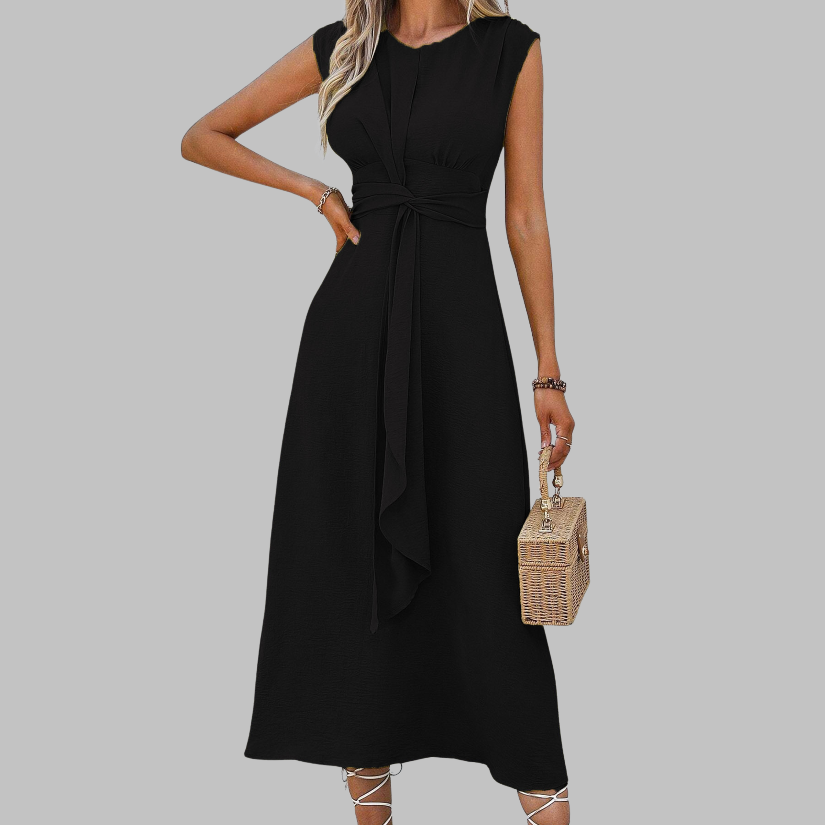 Izabela | Elegant Sleeveless Round Neck Maxi Dress