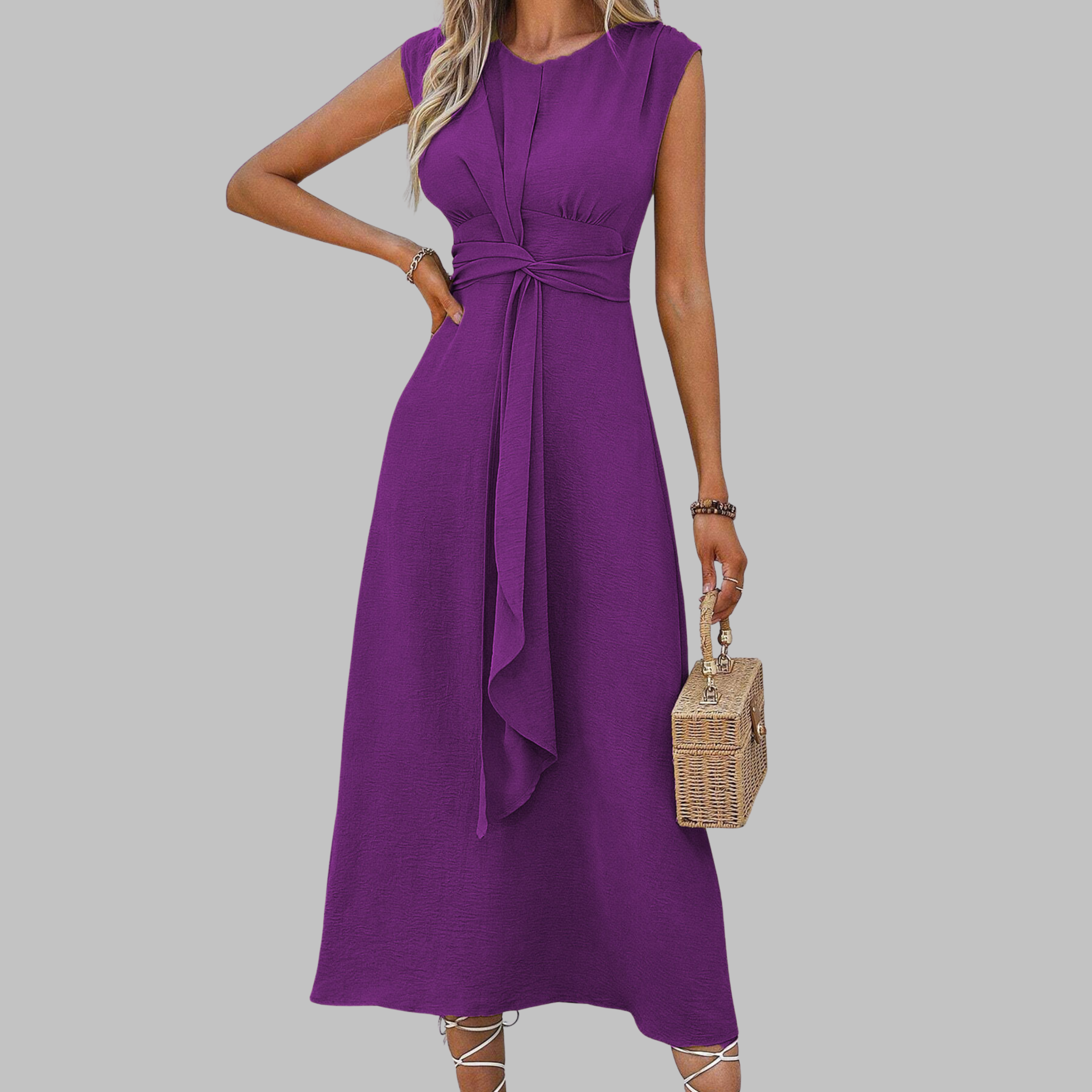 Izabela | Elegant Sleeveless Round Neck Maxi Dress